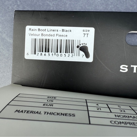 Stonz Black Velour Fleece Rain Boot Liners Size 7T - Picture 4 of 9